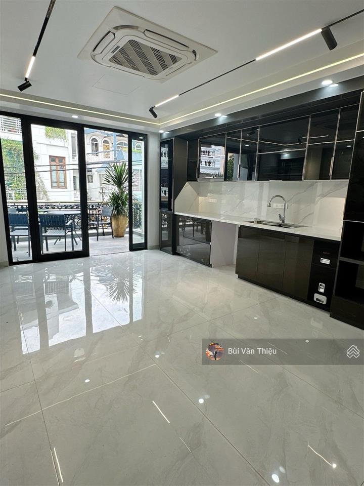 Siêu phẩm mặt đường  nhà 5 tầng thang máy cao cấp trung tâm hồ sen  đông trà  lê chân
