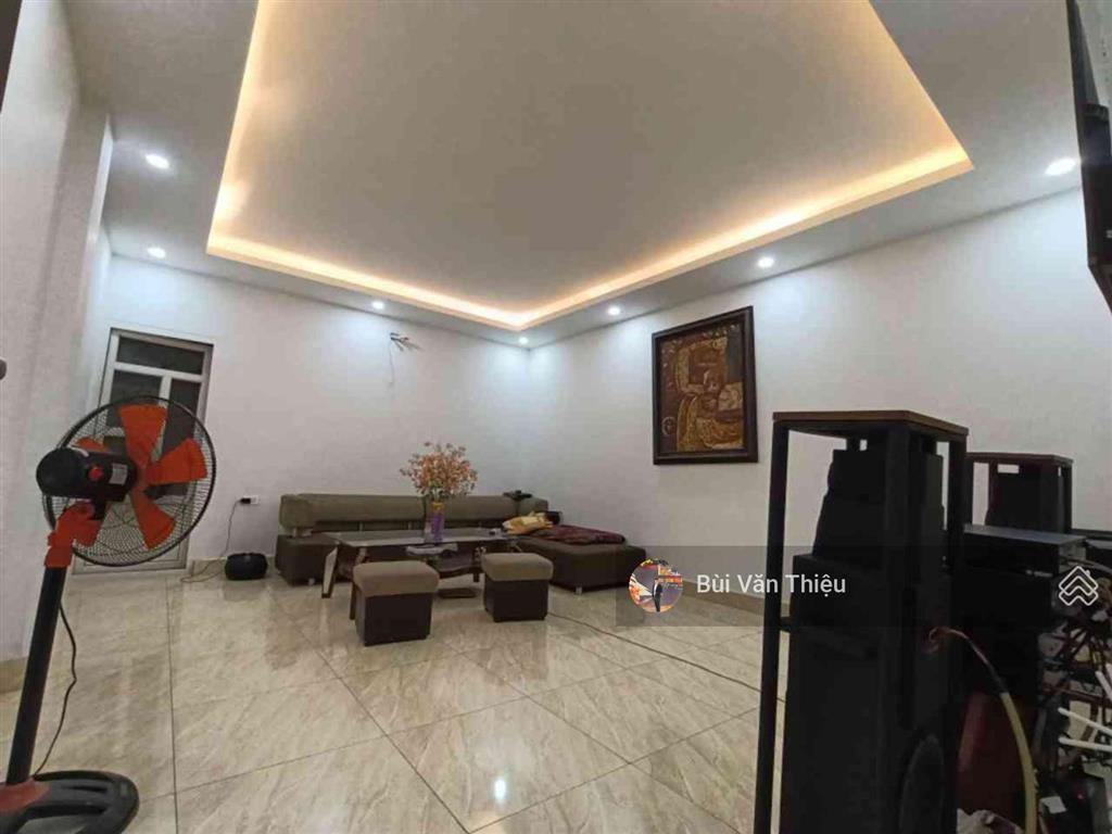 Bán nhà mặt đường trần nguyên hãn 76m2 x 6 tầng