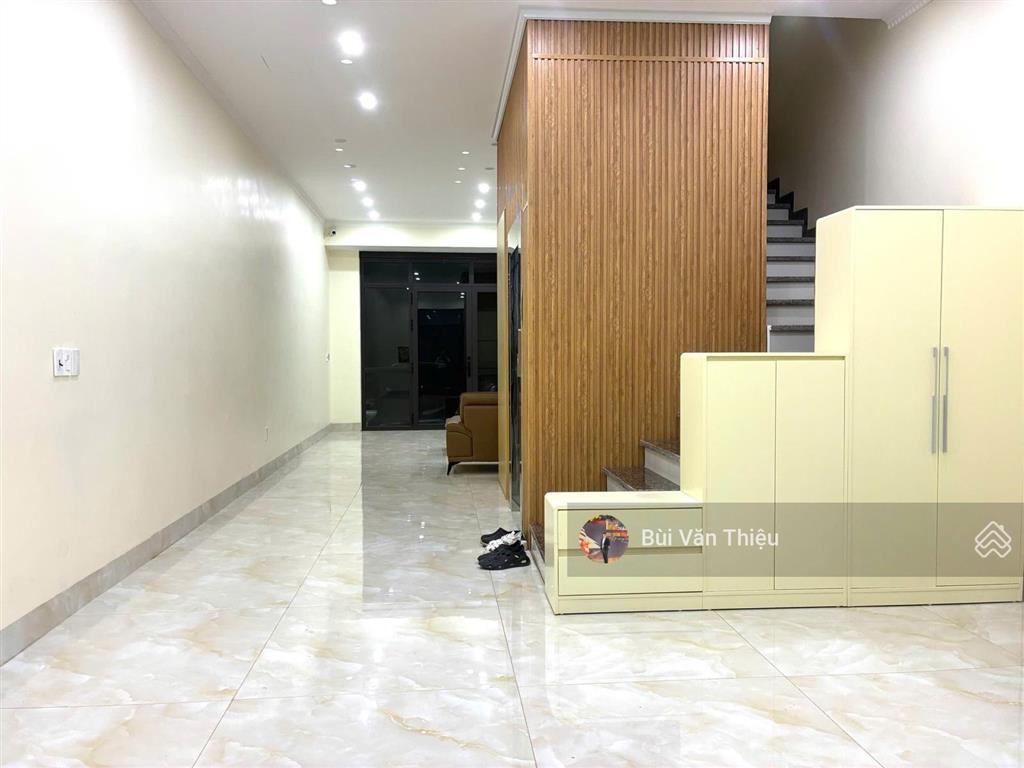 Shophouse hoàng huy mall  vị trí siêu đẹp, full nội thất, thang máy