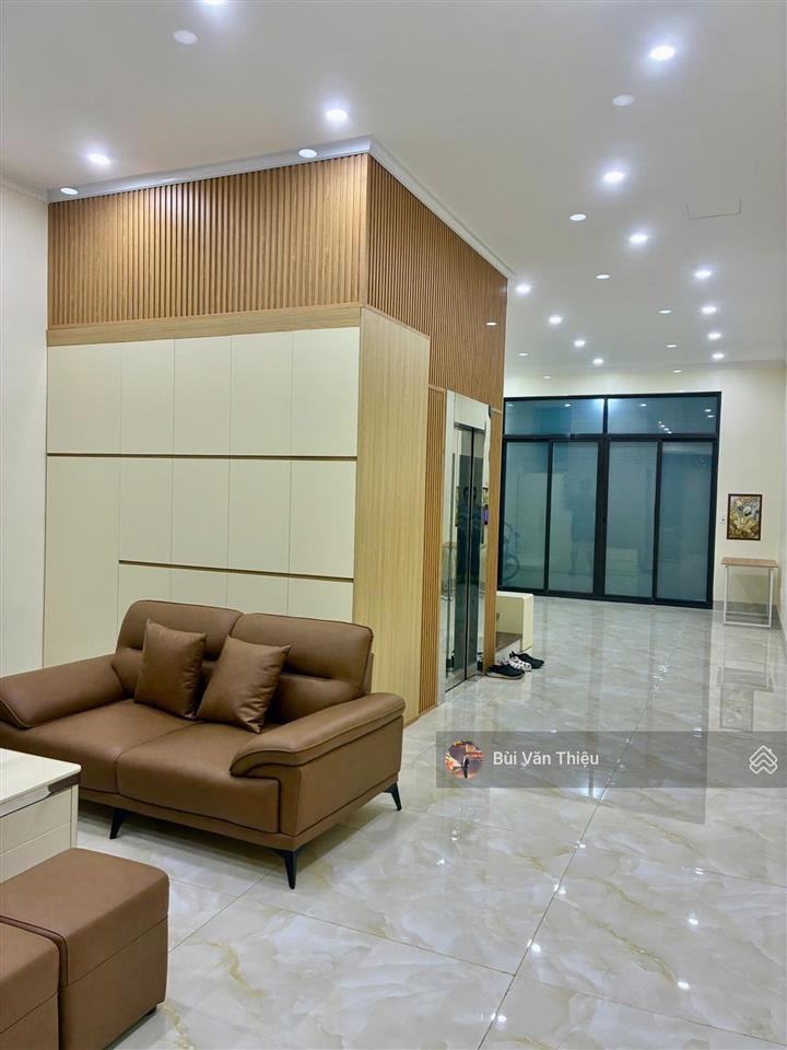 Shophouse hoàng huy mall  vị trí siêu đẹp, full nội thất, thang máy