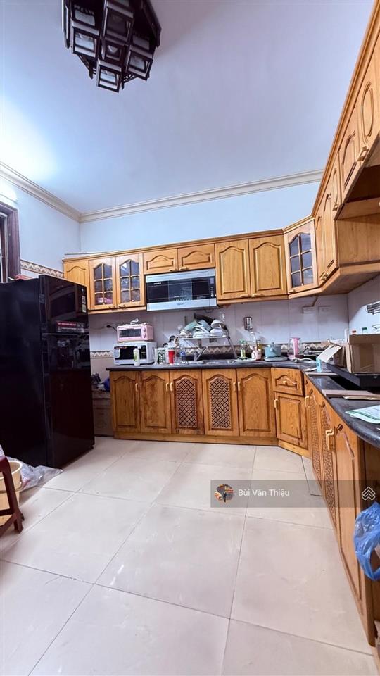 Mặt phố hàng kênh  lô góc 5 tầng, 2 mặt thoáng, khu vực kinh doanh sầm uất