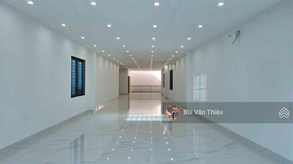 Siêu phẩm mặt đường ngô gia tự  vị trí đẹp, nhà mới, dòng tiền 50 triệu/tháng, giá đã giảm sâu