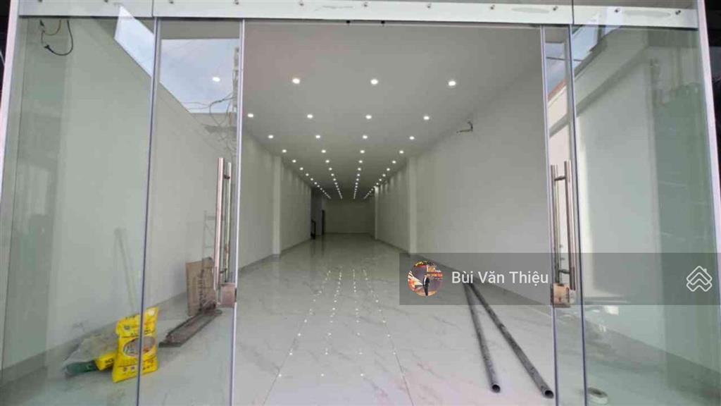 Siêu phẩm mặt đường ngô gia tự  vị trí đẹp, nhà mới, dòng tiền 50 triệu/tháng, giá đã giảm sâu