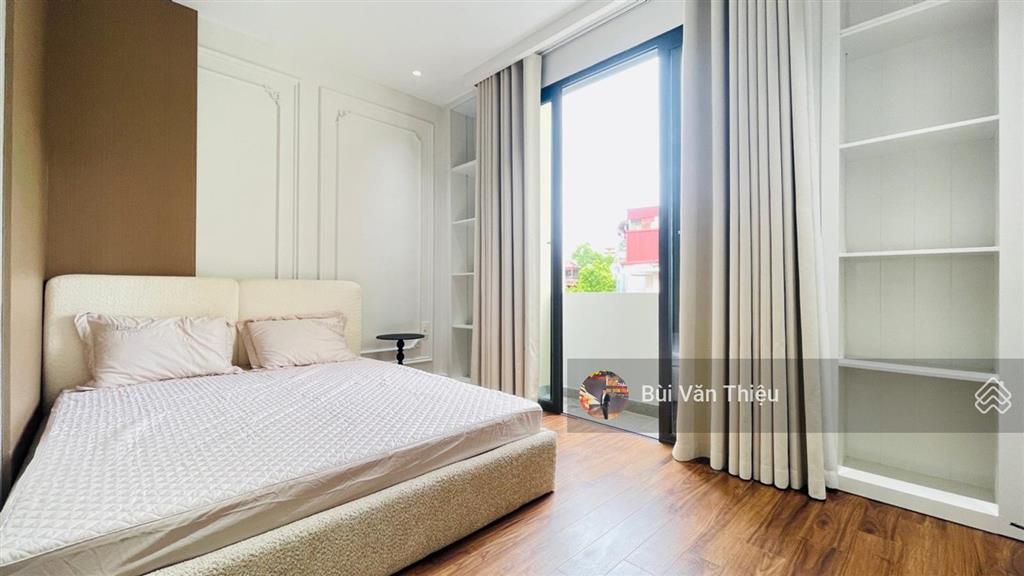 Siêu phẩm mặt đường miếu hai xã  nhà đẹp xuất sắc, full nội thất cao cấp, vị trí đắc địa
