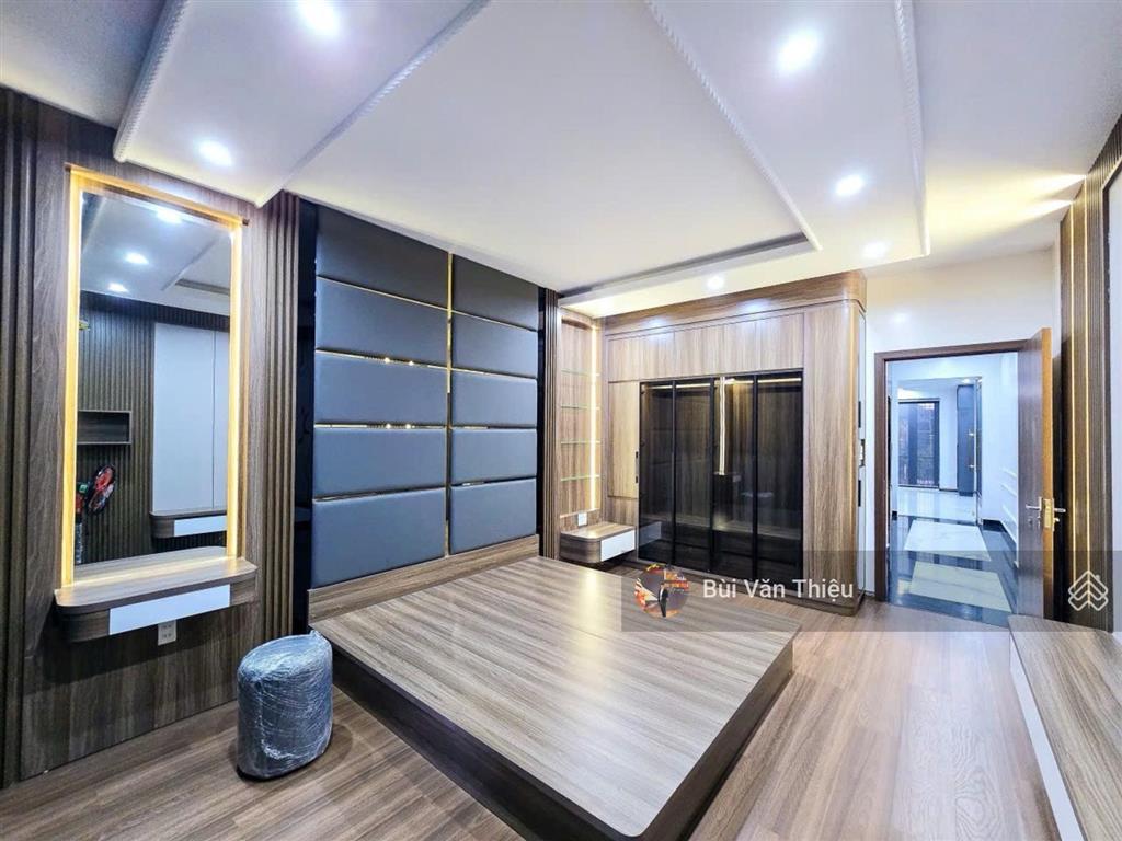 Mặt đường nguyễn công hòa  nhà độc lập, thoáng trước  sau