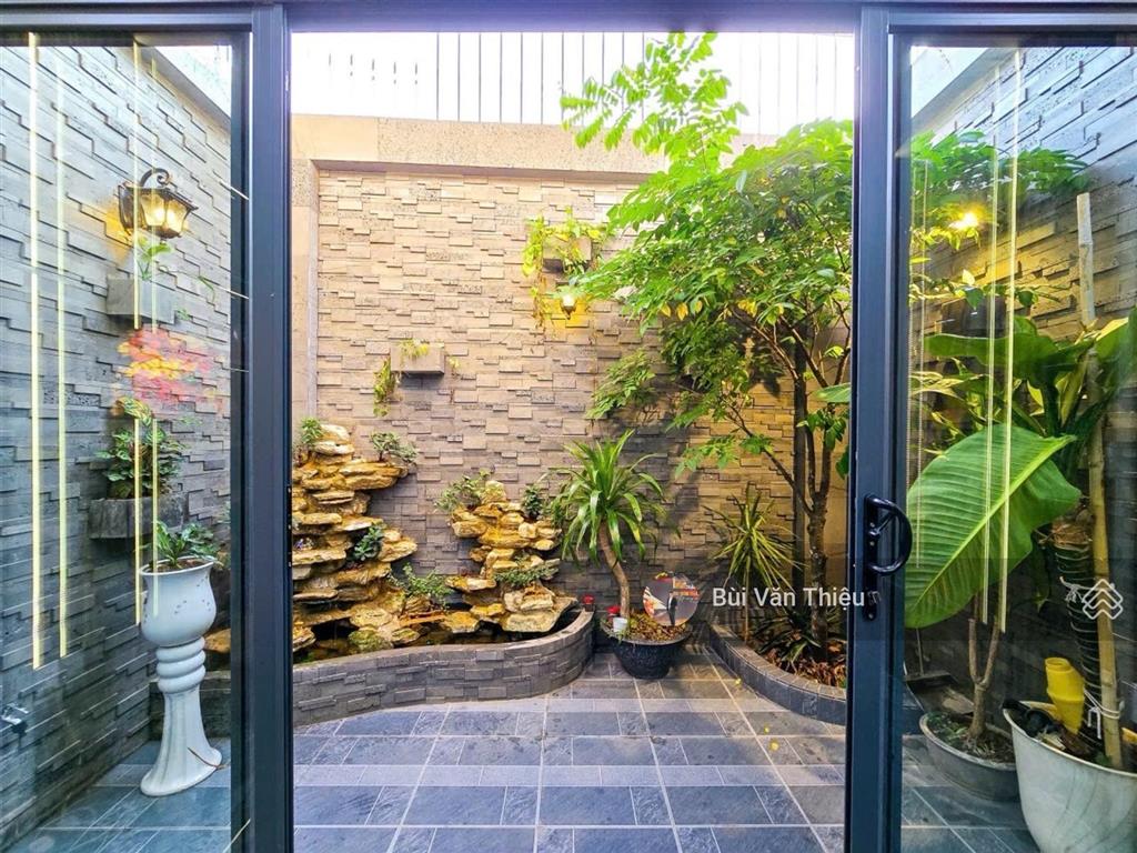Mặt đường nguyễn công hòa  nhà độc lập, thoáng trước  sau