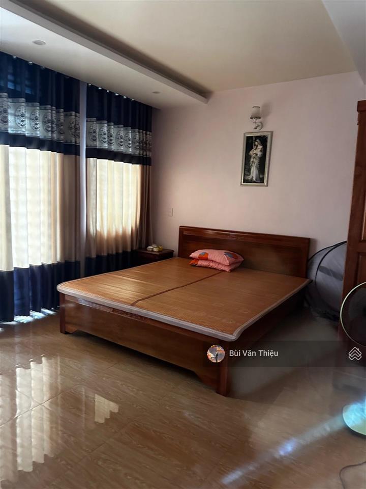 Mặt phố ngô gia tự  160m2, mặt tiền 5,3m, view sân bay cát bi, vị trí kinh doanh sầm uất