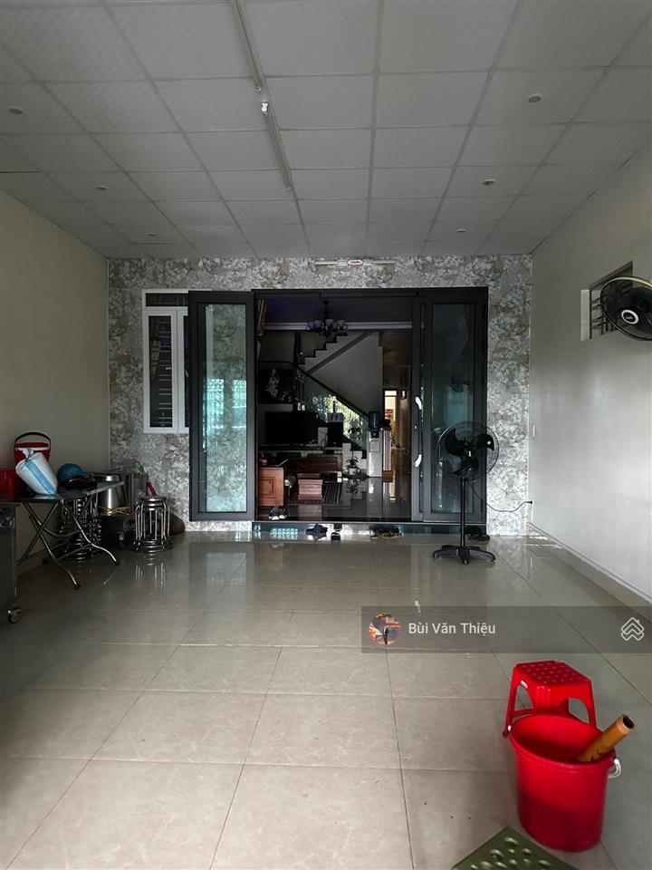Mặt phố ngô gia tự  160m2, mặt tiền 5,3m, view sân bay cát bi, vị trí kinh doanh sầm uất