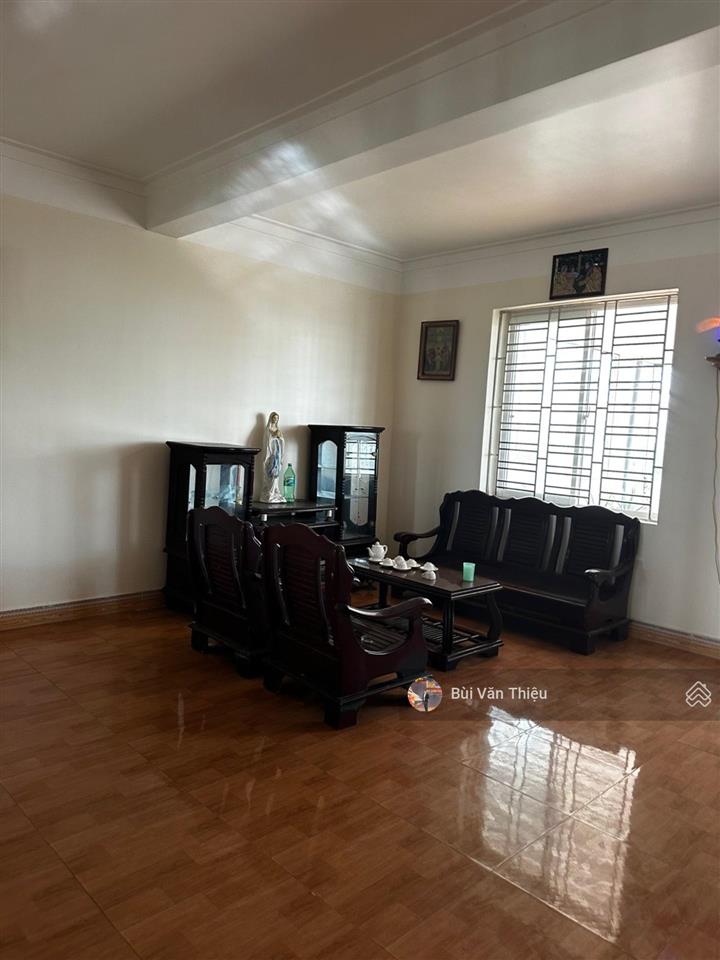Mặt phố ngô gia tự  160m2, mặt tiền 5,3m, view sân bay cát bi, vị trí kinh doanh sầm uất