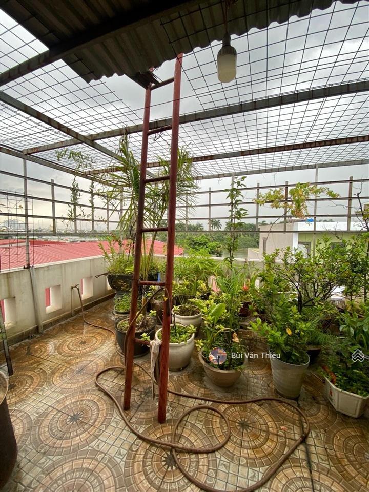 Bán nhà mặt phố hồng bàng  vị trí đắc địa, lô góc 3 mặt thoáng