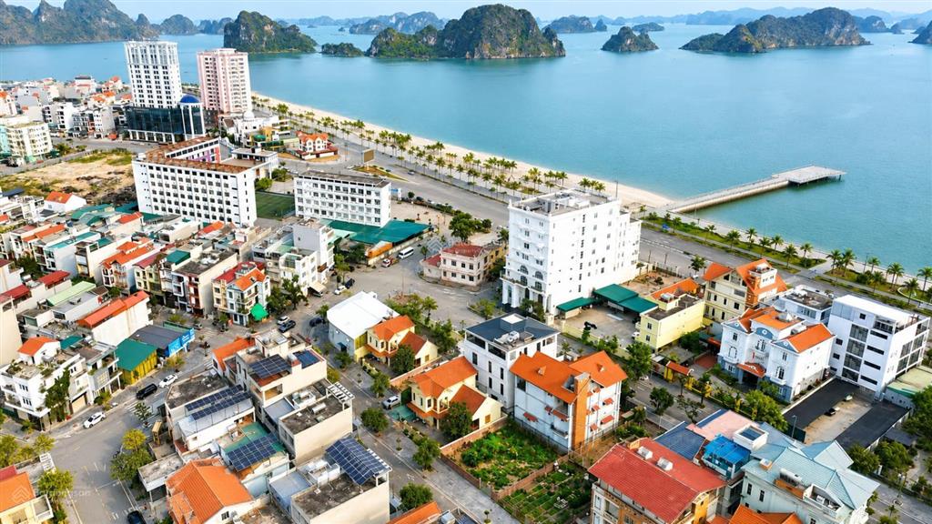 Bán đất tặng nhà kđt cột 58  hạ long