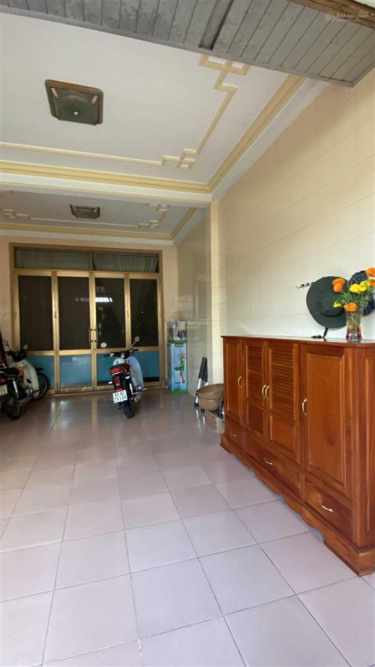 Bán biệt thự trung tâm bình dương  426m2, có sân vườn, kiot sẵn, mặt tiền lớn