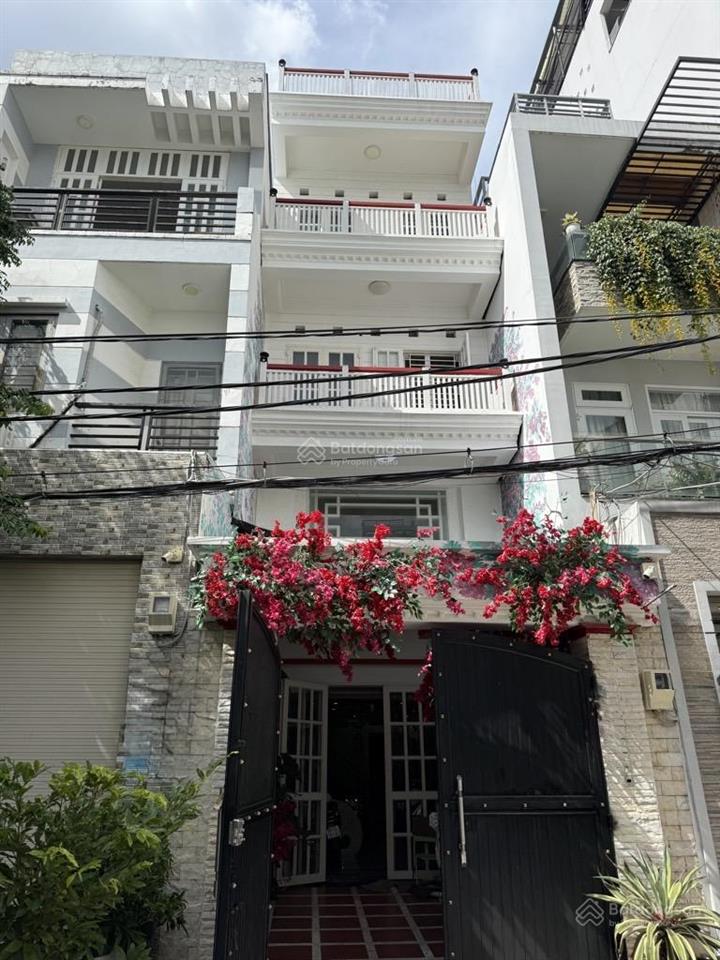 Bán nhà mặt tiền bùi minh trực, ngang 4m, xe hơi ngủ, tặng nội thất 3 tỷ, 1 bước ra chợ