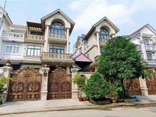 Bán nhà mặt tiền 4 tầng ngang 7m kdc bình hưng tặng nội thất lung linh đối diện bến xe quận 8