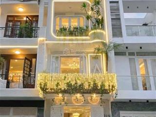 Giáp quận 5, nhà 4 tầng đường bình đông ngang 4m hoàn công đủ tặng nội thất ở ngay
