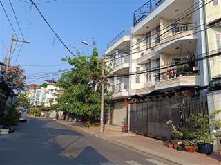Căn góc mặt tiền ngay chợ Phú Lợi 2, ngang 6m bề thế đường Ba Tơ
