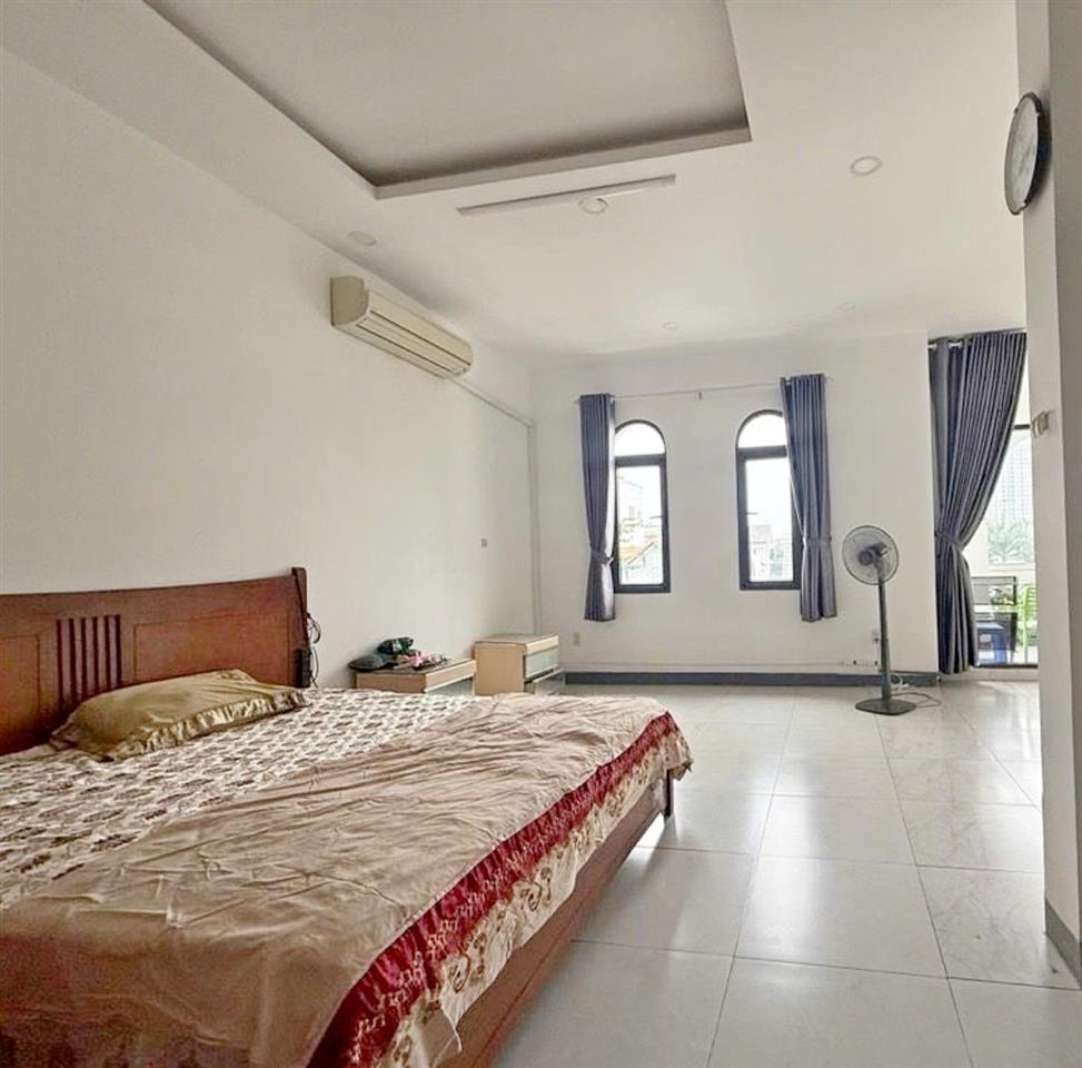 Giảm mạnh 3 tỷ, Mặt tiền 4 tầng Phú Lợi ngang 6m đường xe tải tránh - 0931172218