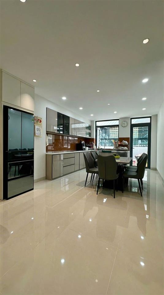 Mặt tiền Phạm Hùng giáp Quận 5 ngang 6m bề thế Tặng Nội Thất - 0931172218