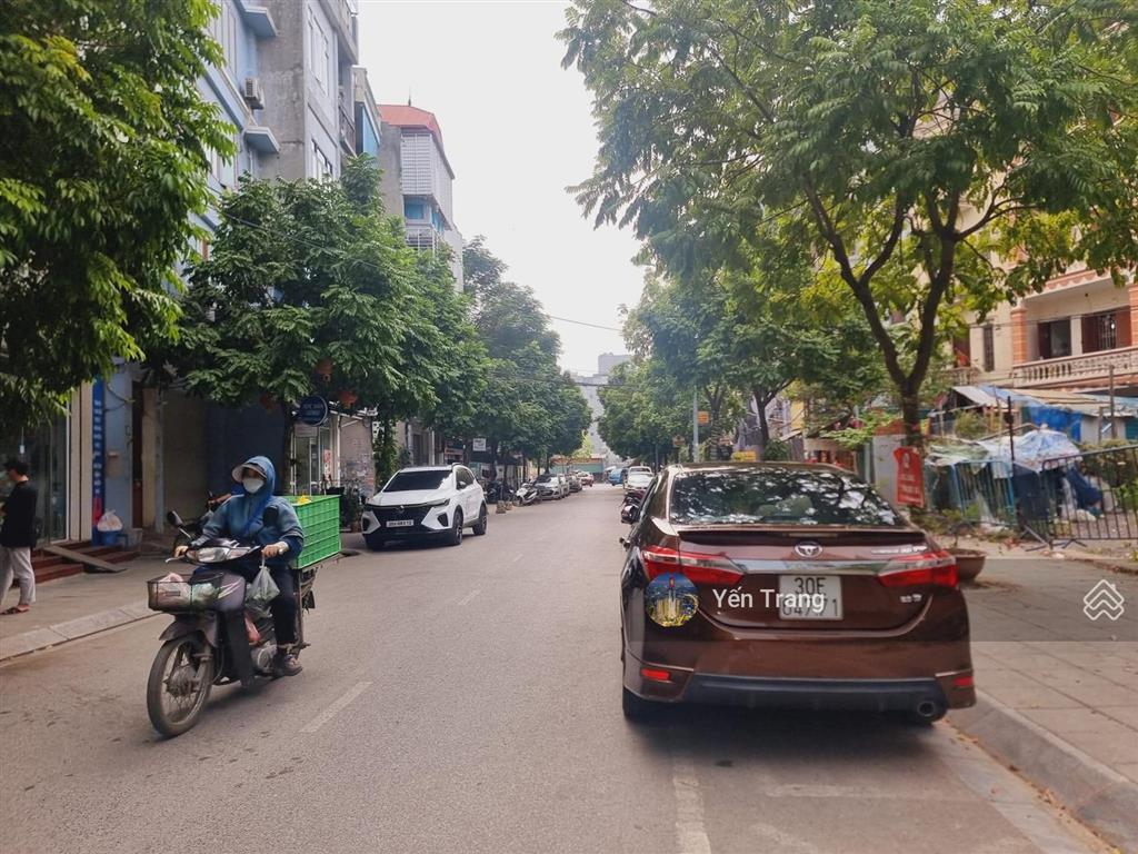 Bán nhà pl dương khuê, ô tô tránh, kinh doanh, 50m2, mặt tiền 5m, 15 tỷ