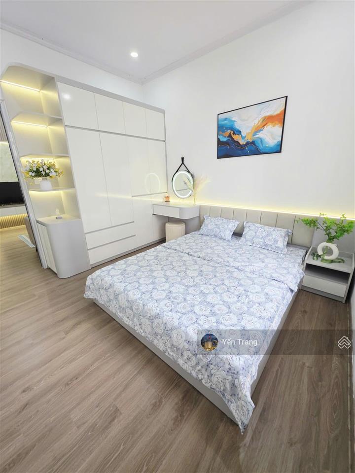 Bán căn tập thể n6a nguyễn thị thập, 65m2, 2pn riêng biệt, 4 tỷ