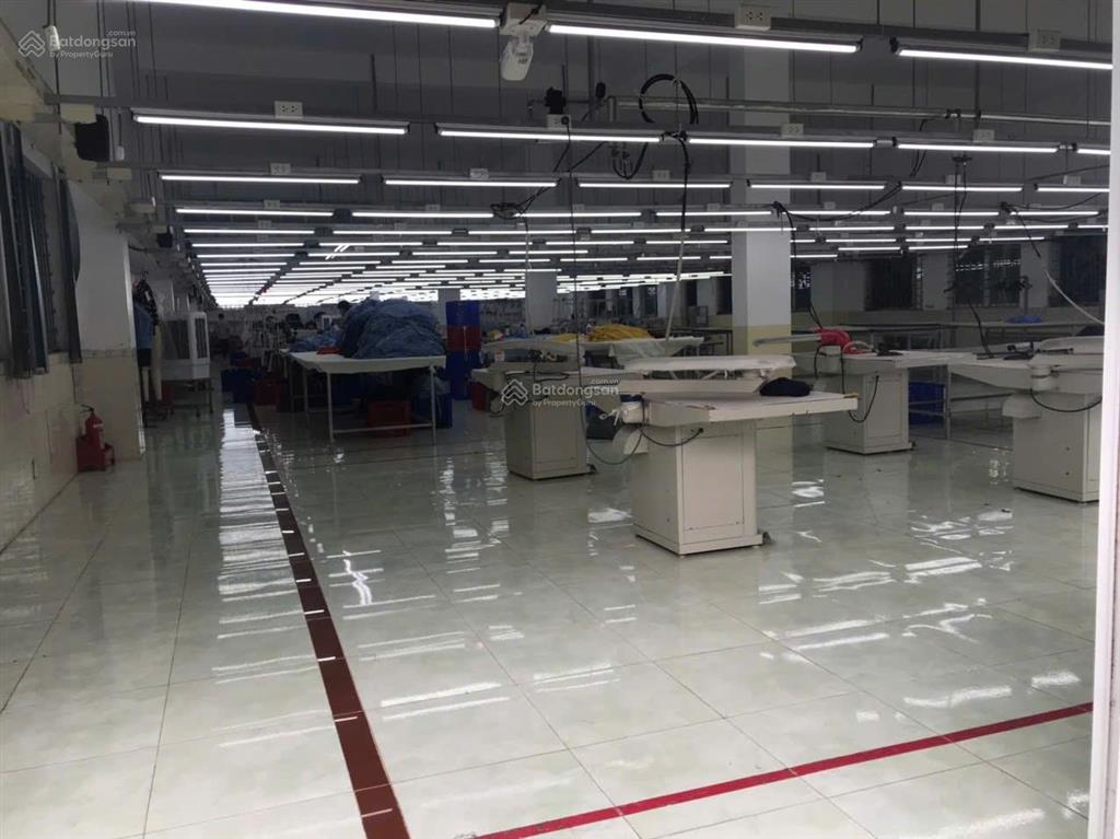 Bán nhà xưởng giá rẻ  vị trí sung túc