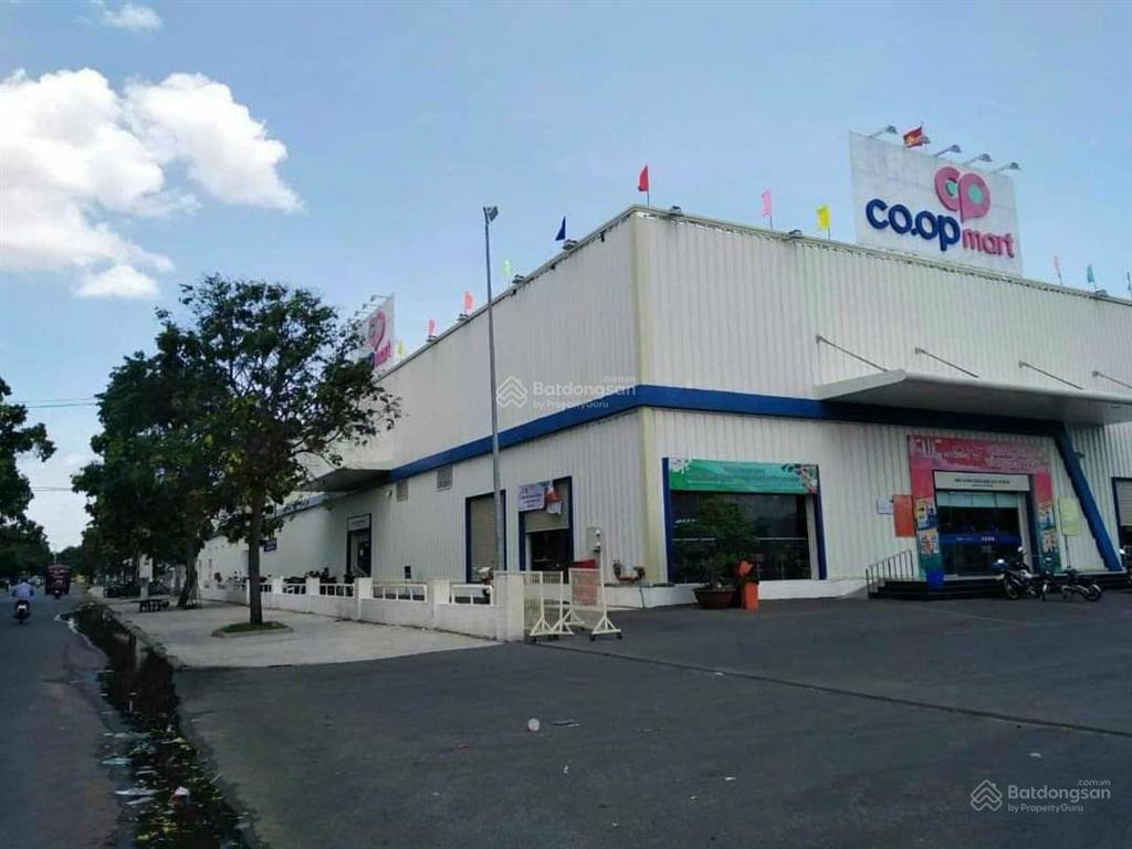 Siêu hot 2 lô thổ cư đối diện siêu thị . thị trấn phan rí cửa, bình thuận