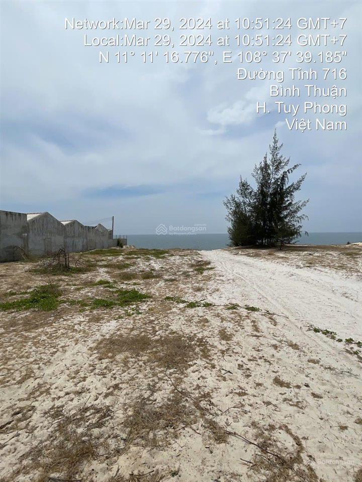 Bán đất nền 2052m2 giá siêu hời tại đường 716, xã chí công, tuy phong, bình thuận