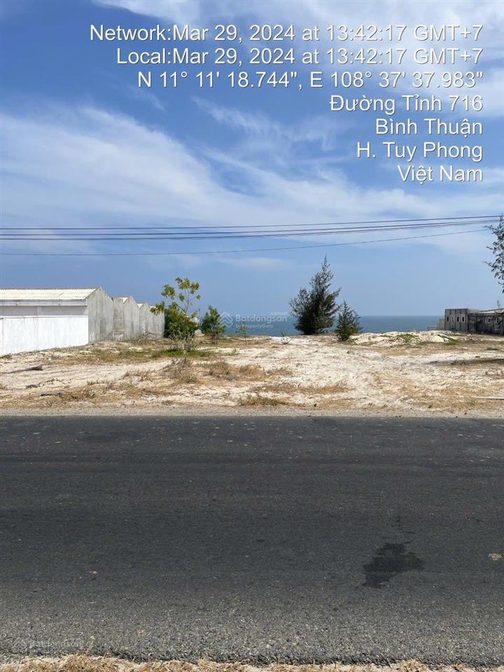 Bán đất nền 2052m2 giá siêu hời tại đường 716, xã chí công, tuy phong, bình thuận