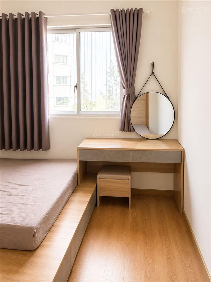 Bán cc 2pn 2wc tại ruby  celadon city, 4,3 tỷ, 70m2