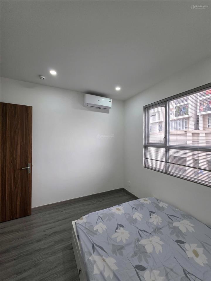 Chính chủ bán cc babylon 1pn 1wc full nt giá 3ty150 có sổ sẳn