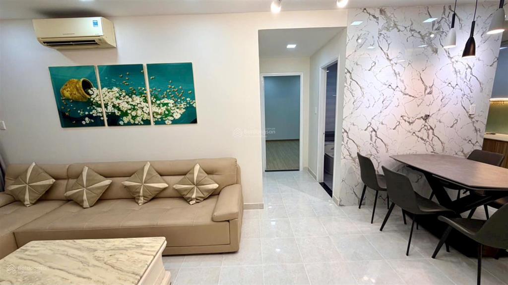 Chính chủ bán cc babylon 75m2 2pn 2wc full nt giá 4,5 tỷ nhà mới sổ sẵn