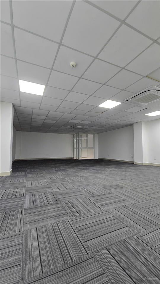 160m², 25 triệu/tháng, văn phòng giá rẻ cộng hòa, p. bảy hiền