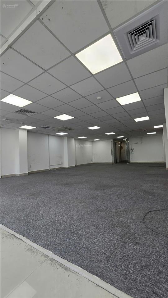 160m², 25 triệu/tháng, văn phòng giá rẻ cộng hòa, p. bảy hiền