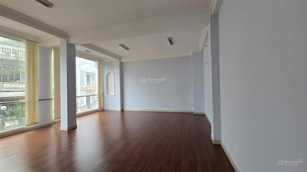 Cho thuê văn phòng nhỏ giá rẻ 42m2 giá 7 triệu/tháng
