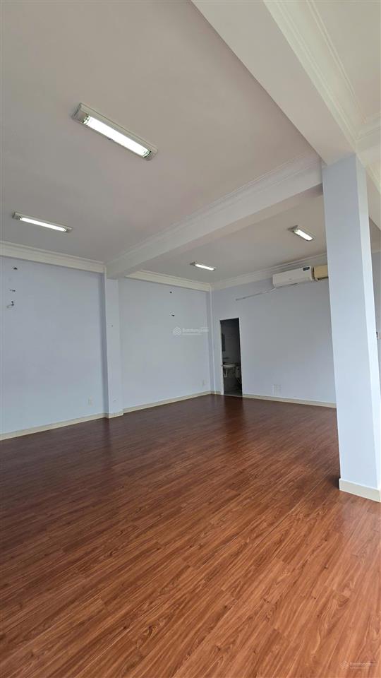 Cho thuê văn phòng nhỏ giá rẻ 42m2 giá 7 triệu/tháng