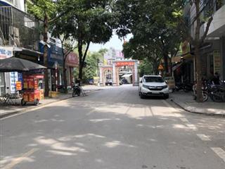 Cần bán nhanh lô đất đẹp. ô tô đỗ, xa la hà đông. có sẵn nhà cấp 4 giá 7,5 tỷ  trường an