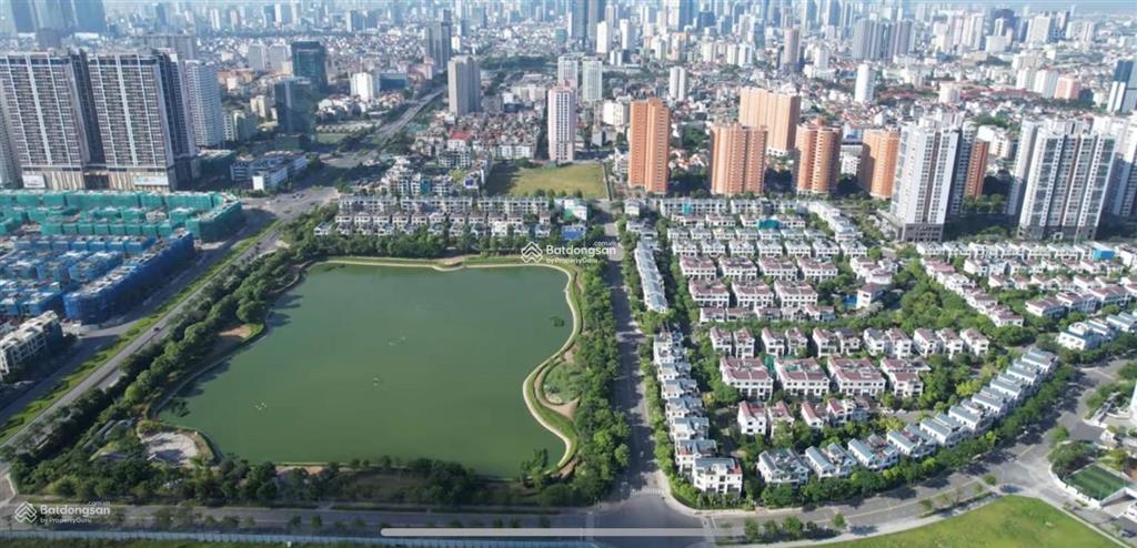 Biệt thự đơn lập starlake tây hồ tây quỹ căn hiếm view vườn hoa đẳng cấp