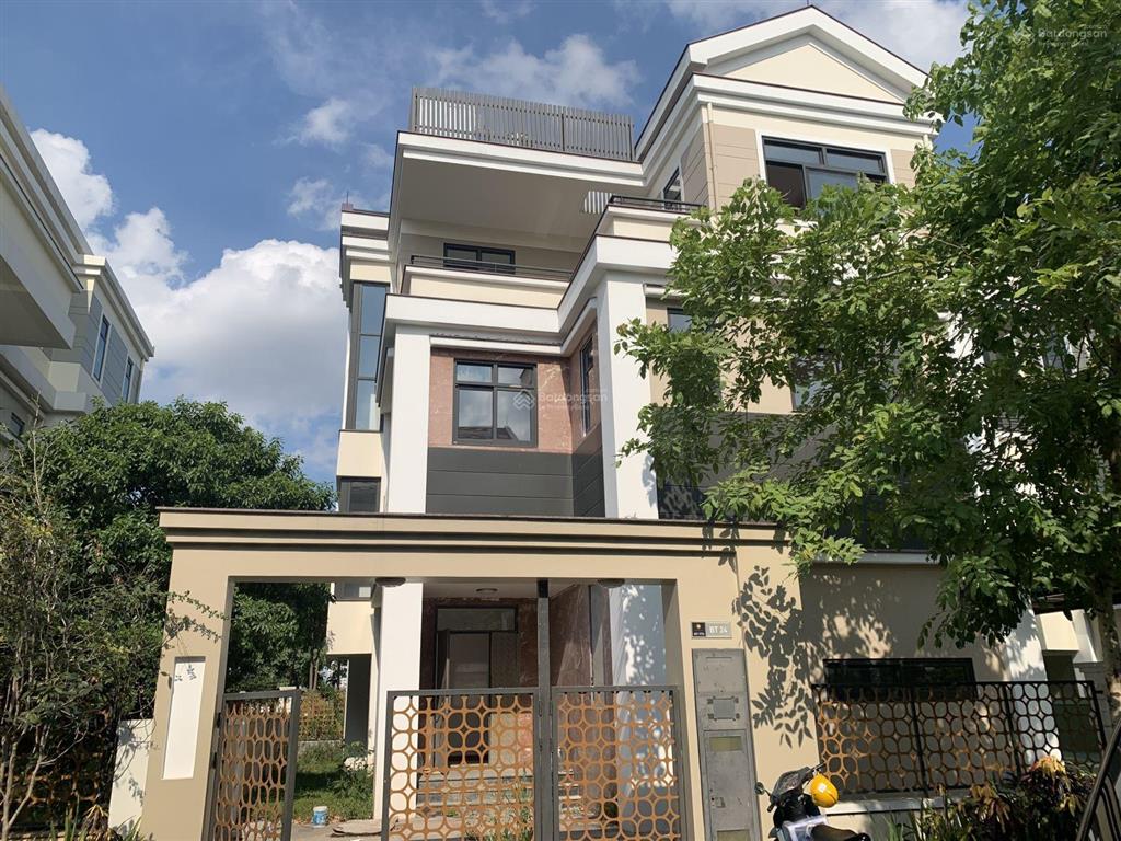 Biệt thự đơn lập starlake tây hồ tây quỹ căn hiếm view vườn hoa đẳng cấp