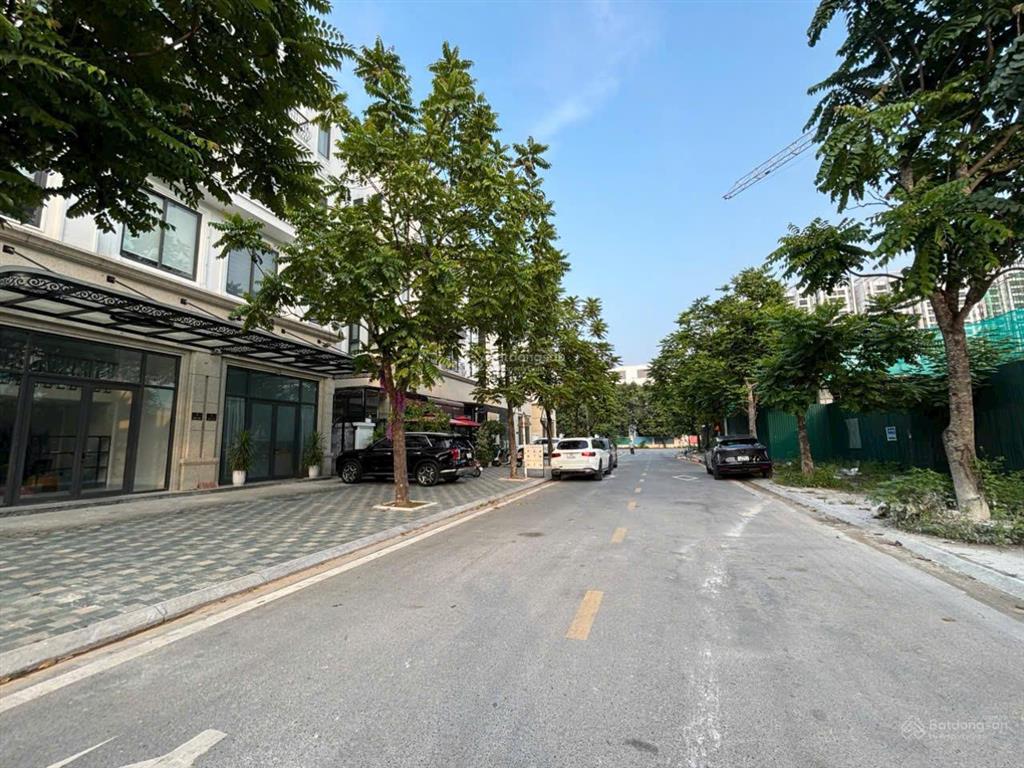 Bán shophouse 5 tầng tại diamond point long biên  vị trí kinh doanh, văn phòng rất đắc địa