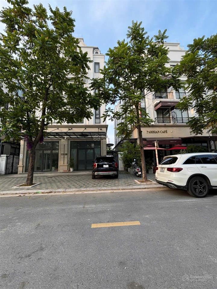 Bán shophouse 5 tầng tại diamond point long biên  vị trí kinh doanh, văn phòng rất đắc địa