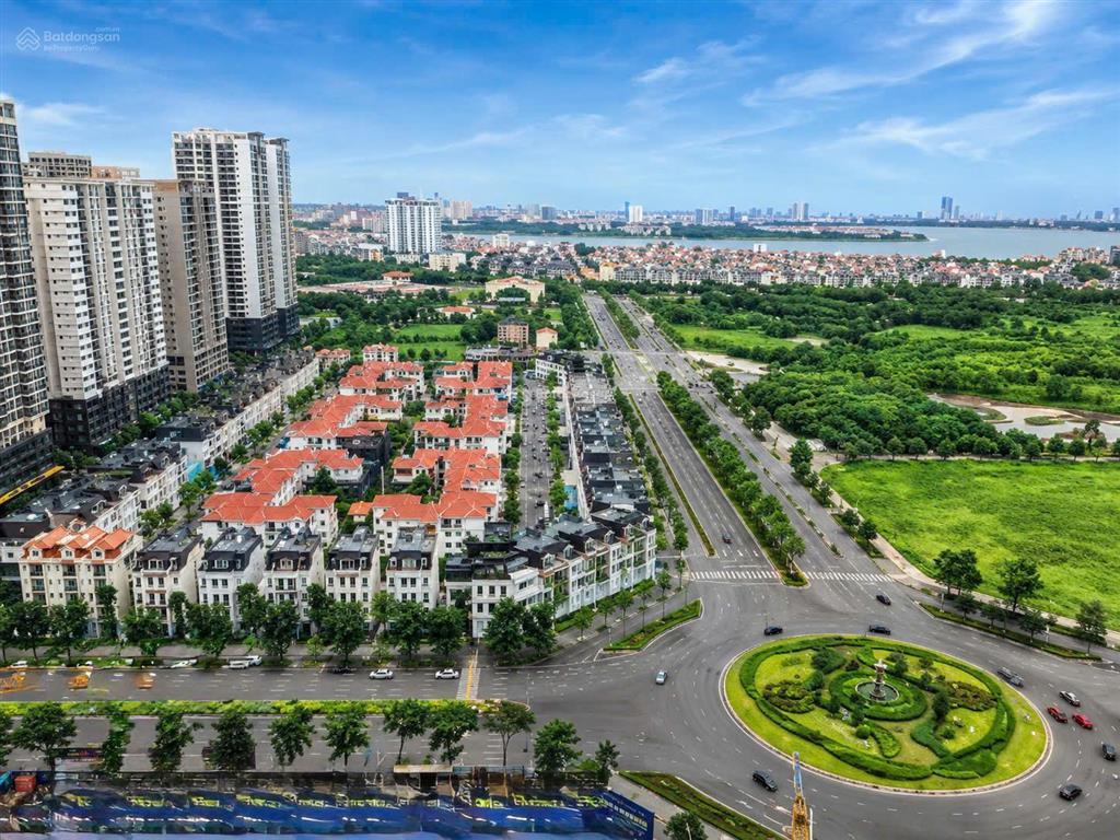 Cần bán gấp căn shophouse embassy garden | hàng hiếm 2 mặt đường | đối diện tttm takashimaya