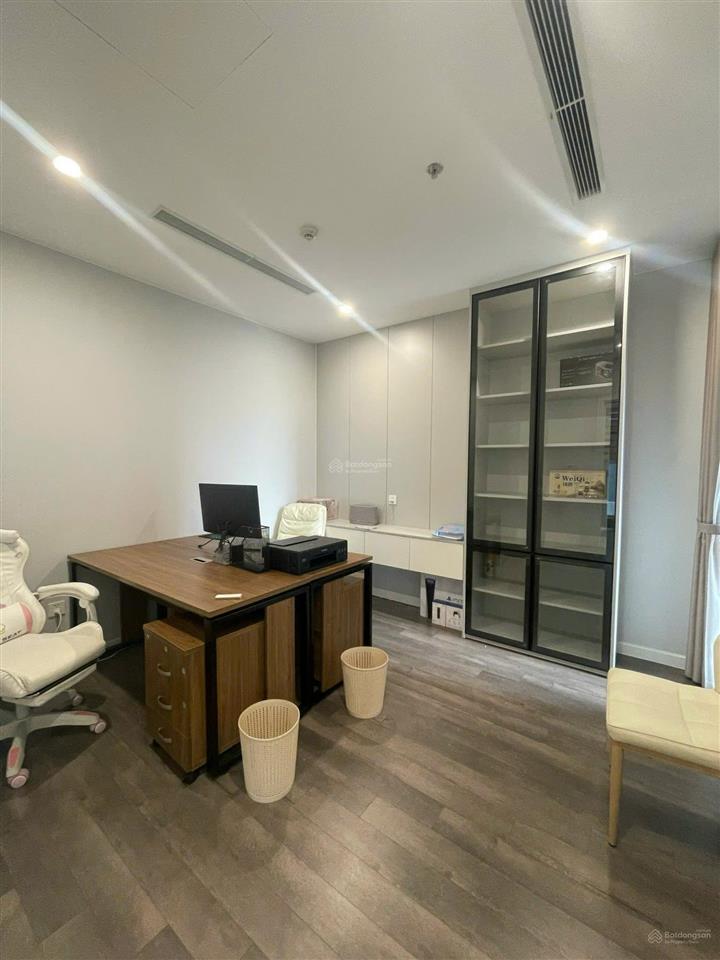 Hàng hiếm the nine  căn góc 3pn full kính  view hồ tây 13 tỷ  dòng tiền 323 triệu/năm