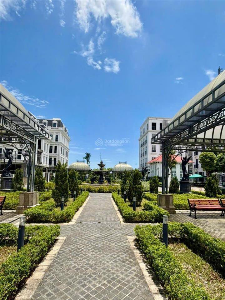 230 triệu/m  315m2 biệt thự đơn lập sunshine capital tây thăng long  sổ đỏ chính chủ