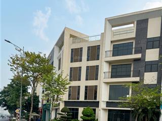 Cho thuê shophouse starlake tây hồ tây. mặt tiền hơn 30m vị trí nổi bật nhận diện thương hiệu dễ