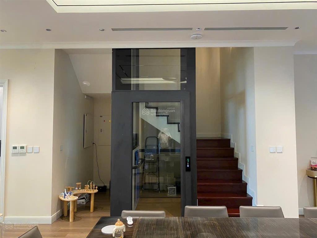 Bán gấp!!! biệt thự song lập starlaketây hồ tây khu h7  215m2 căn góc, nội thất cao cấp