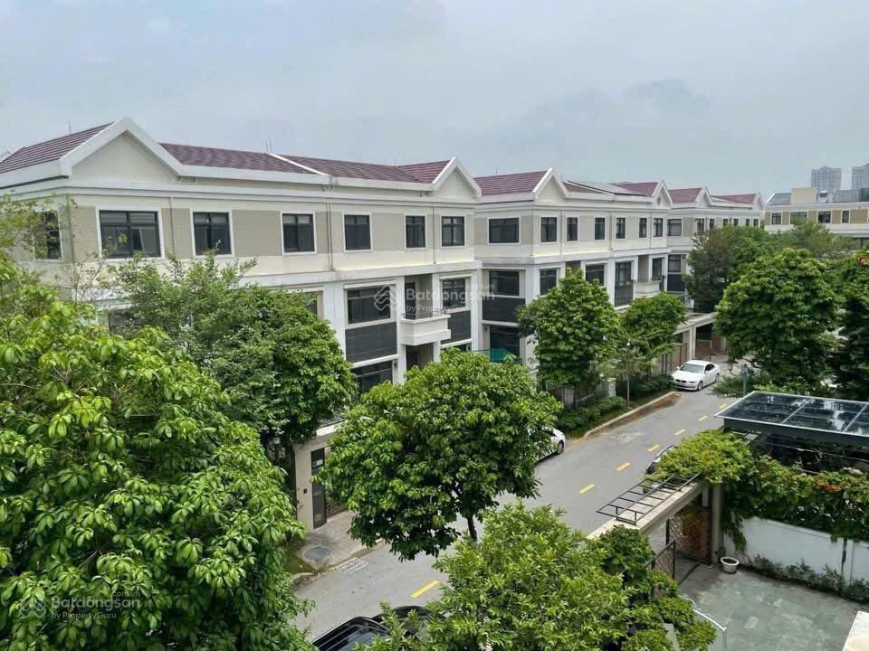 Bán gấp!!! biệt thự song lập starlaketây hồ tây khu h7  215m2 căn góc, nội thất cao cấp