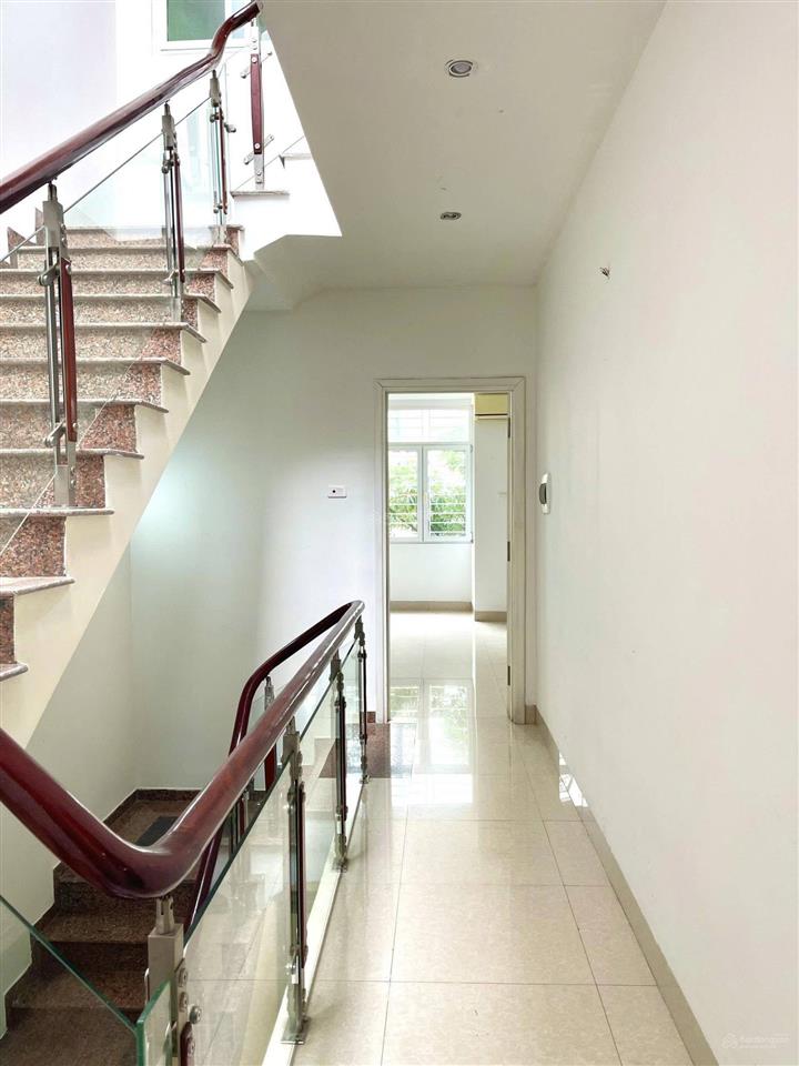 Cho thuê liền kề mỗ lao hà đông, 85m2 ở + làm văn phòng, kd online