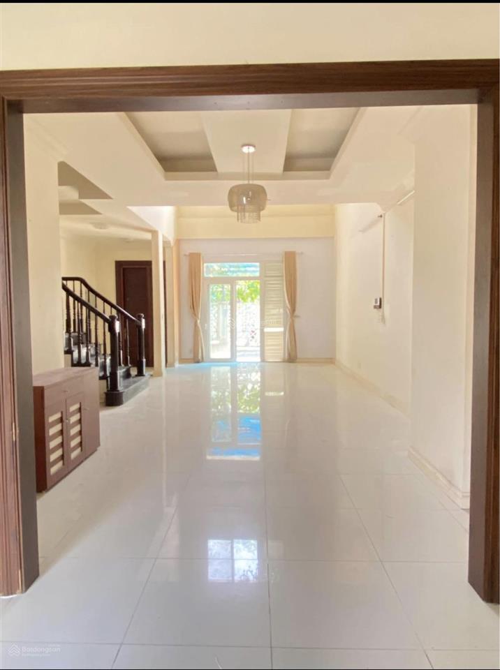 Cho thuê nhà mễ trì hạ, nam từ liêm, 90m, ô tô, làm văn phòng
