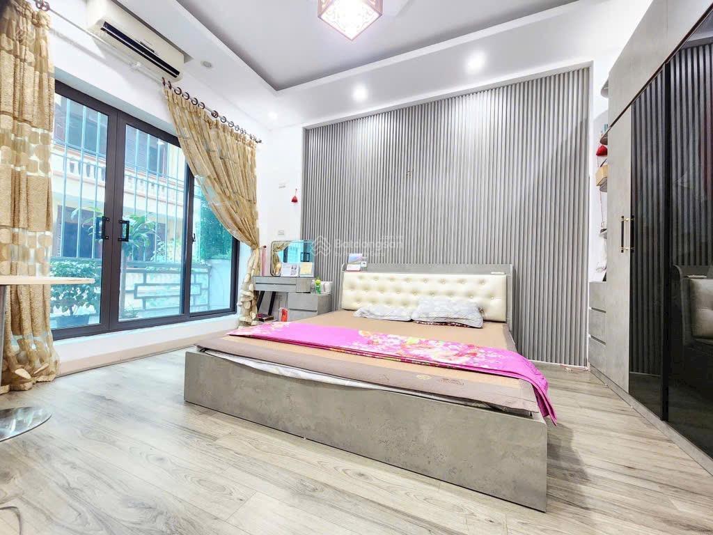 Cho thuê nhà trần thái tông, cầu giấy làm văn phòng, ở gia đình