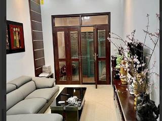 Cho thuê nhà lương sử a, đống đa, full nt đẹp